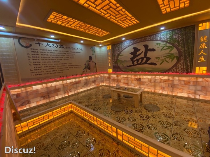长江之星美容院整体转让，有10平方盐蒸房，有固定客户一百多个